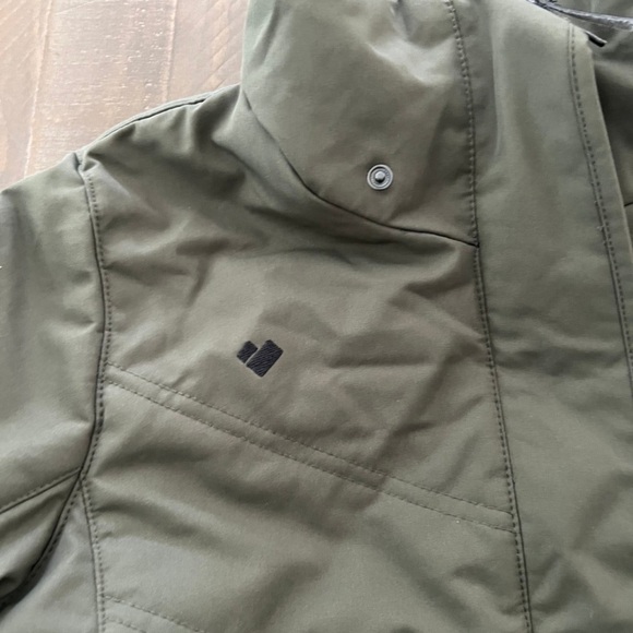 Obermeyer Women's Green Jacket - Picture 8 of 12